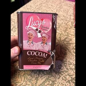 I‎ love Lucy collector hot chocolate tin Sealed!!